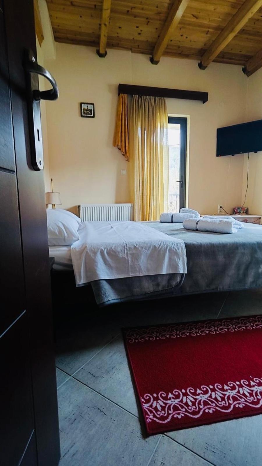 Villa Athamanio - Suite ภายนอก รูปภาพ